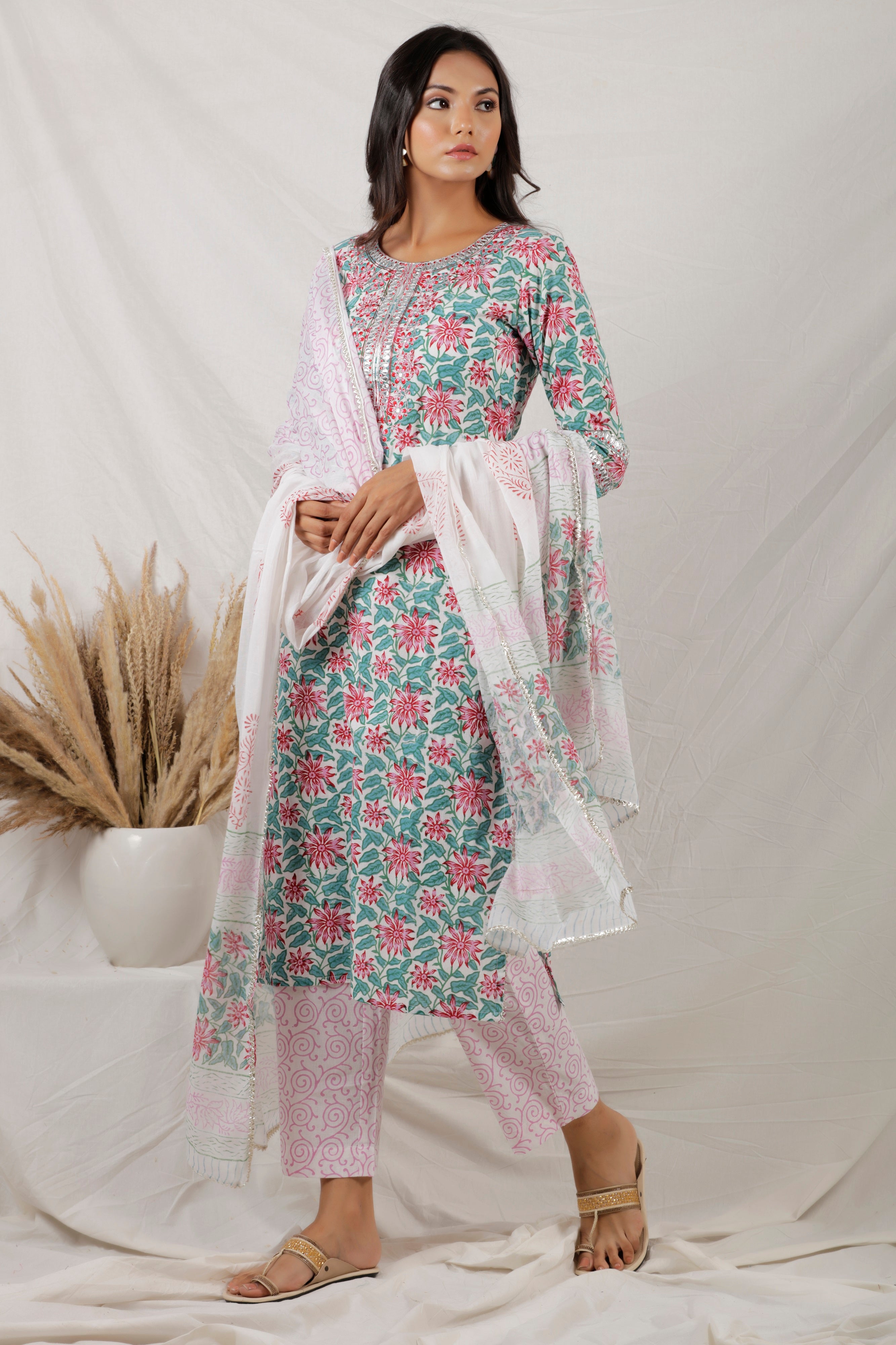 Pink Straight Hand Block Printed Kurta Set